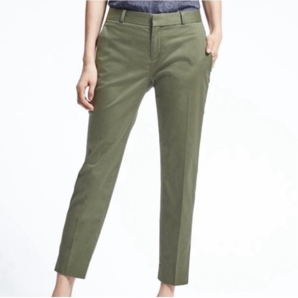 Banana Republic Pants - Banana Republic New Slim Straight Cropped Pant Olive Green Size 8
